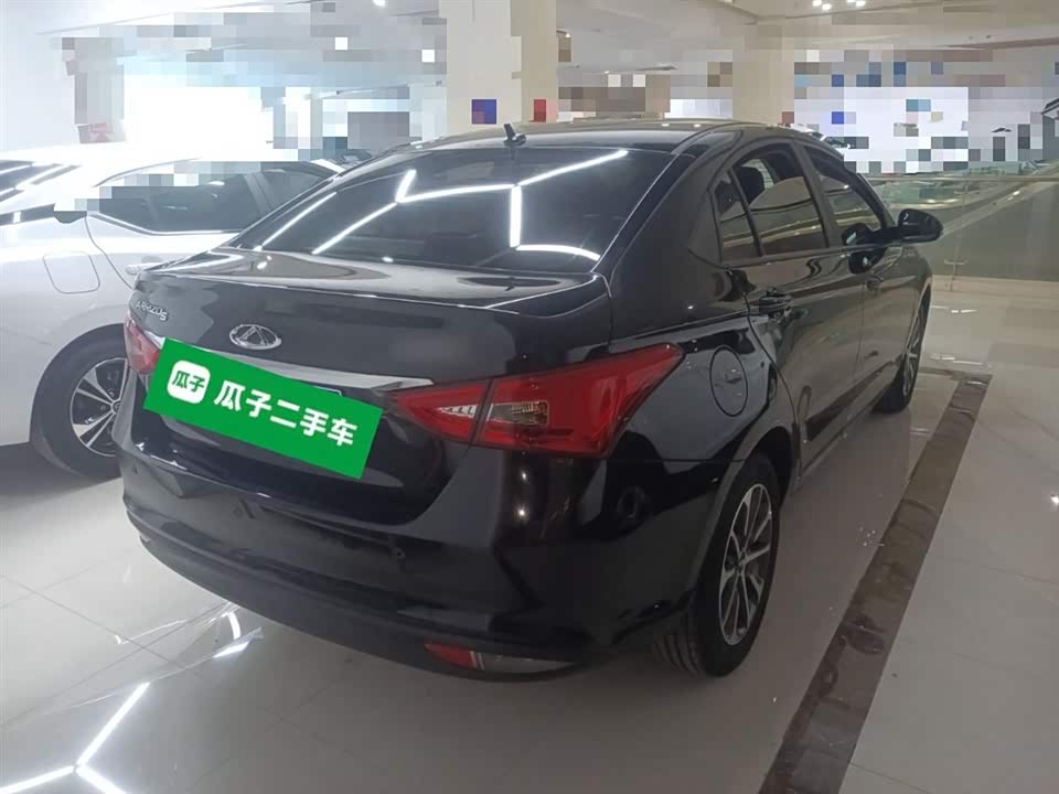 Chery Arrizo 5