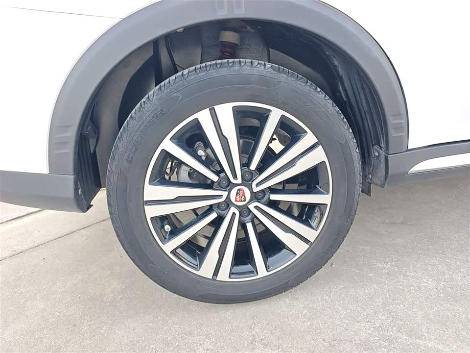 Roewe RX5