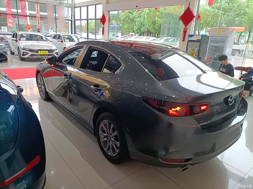 Mazda Mazda3, 2020 все фото