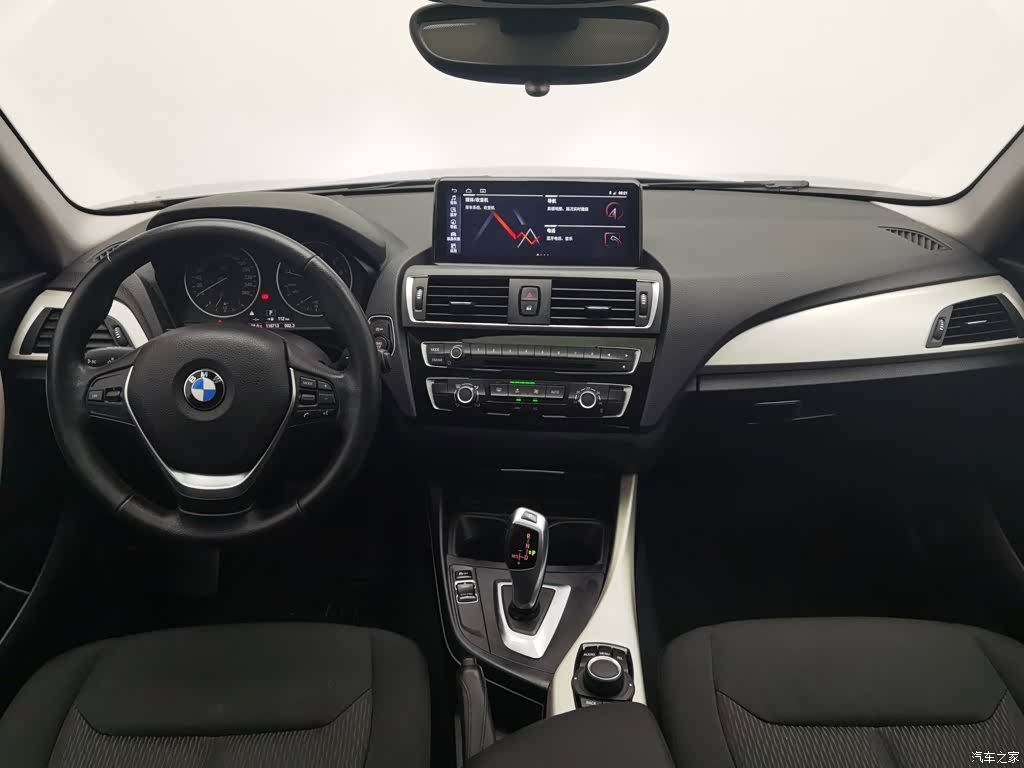BMW 1 Series, 2016 все фото