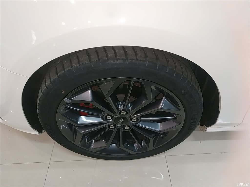 Ford Focus, 2023 23