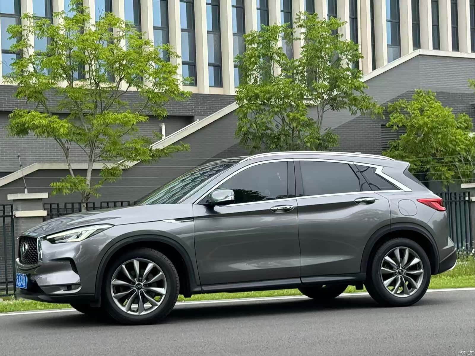 Infiniti QX50, 2021 3