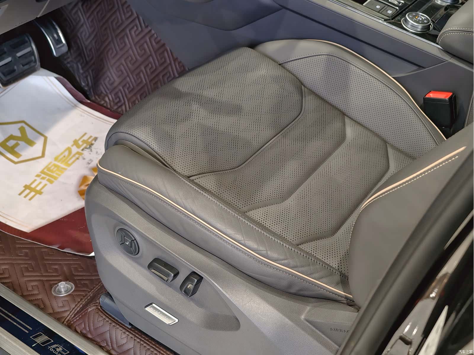 Volkswagen Touareg, 2019 7