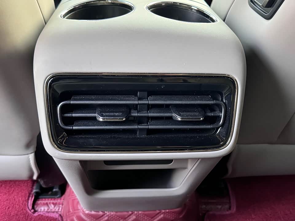 Geely Galaxy Galaxy Sparkle 8