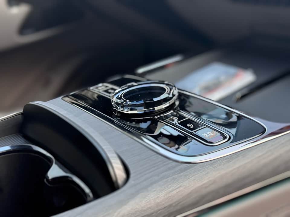 Geely Galaxy Galaxy Sparkle 8