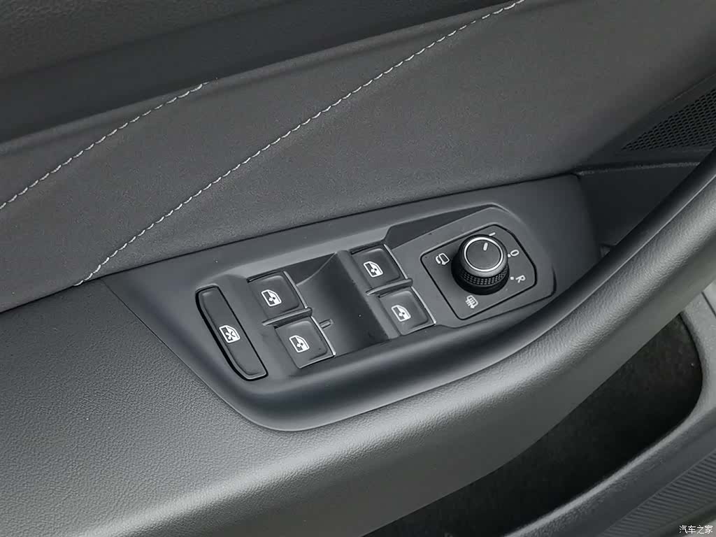 Volkswagen CC, 2023 9