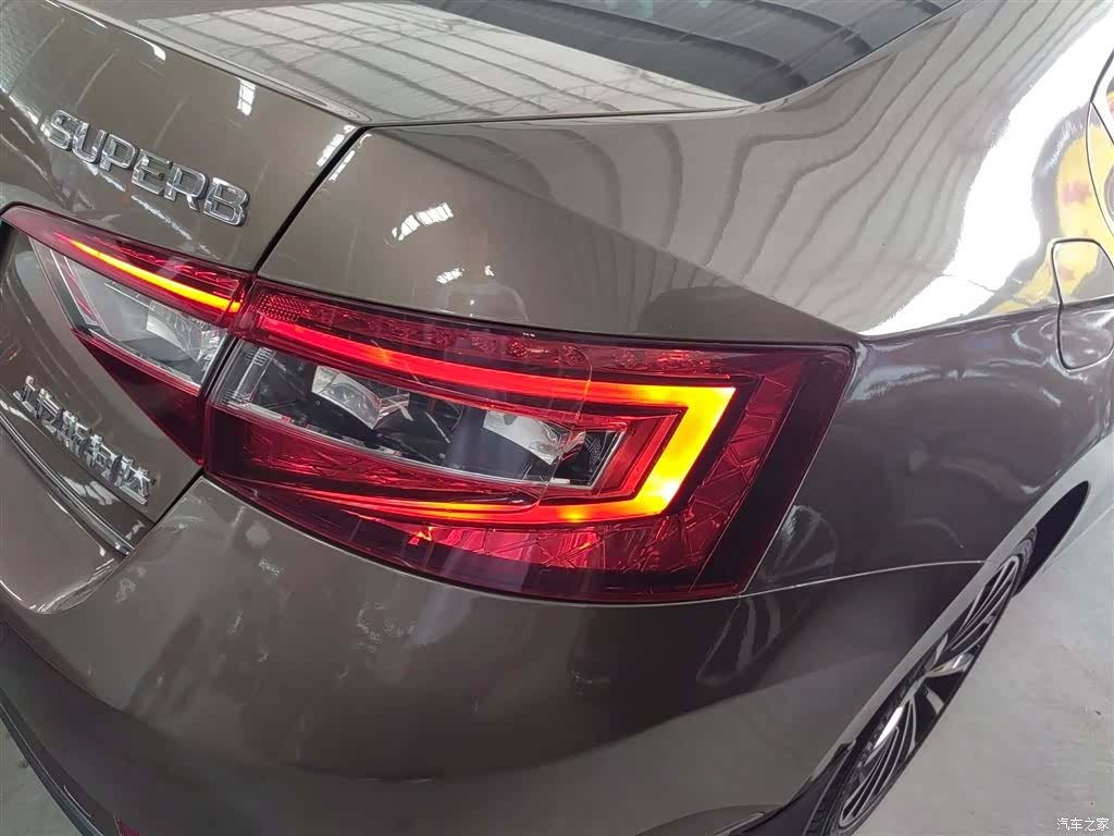 Skoda Superb, 2017 24