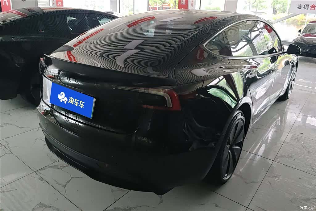 Tesla Model 3, 2024 3