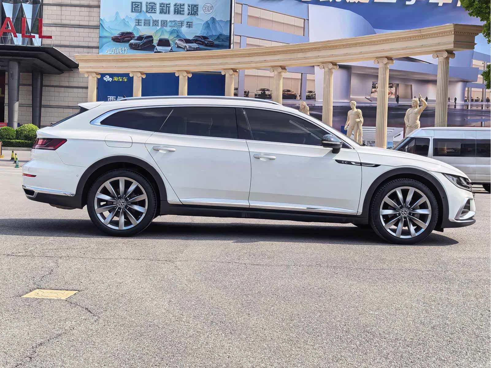 Volkswagen CC, 2022 15