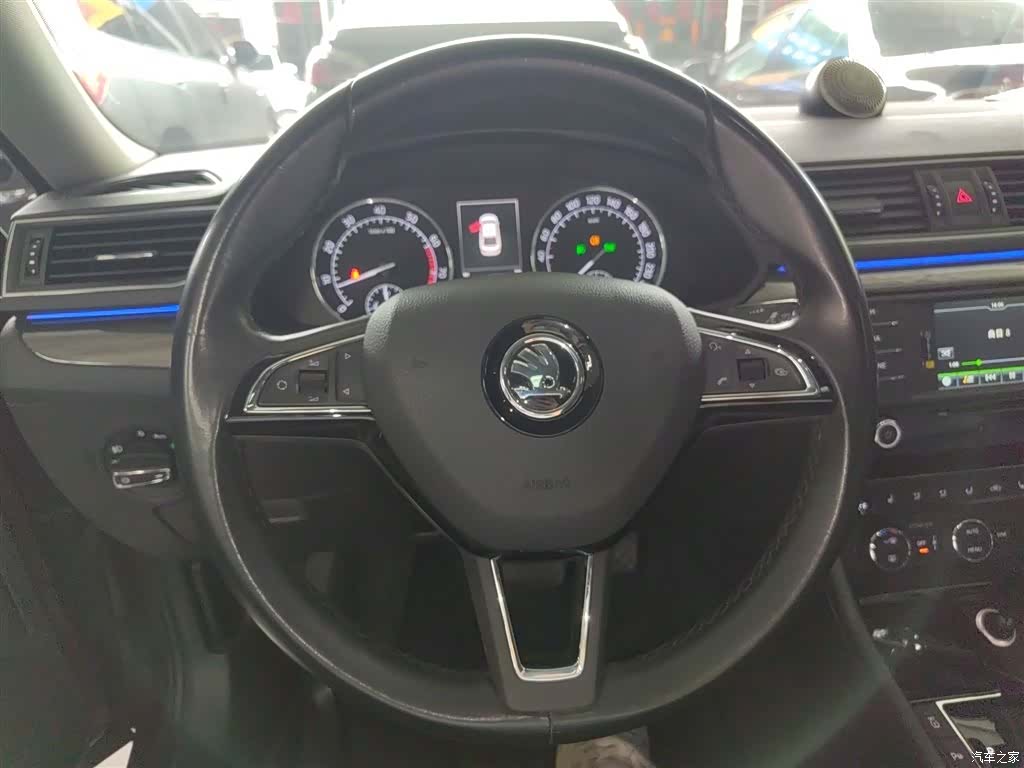 Skoda Superb, 2017 7