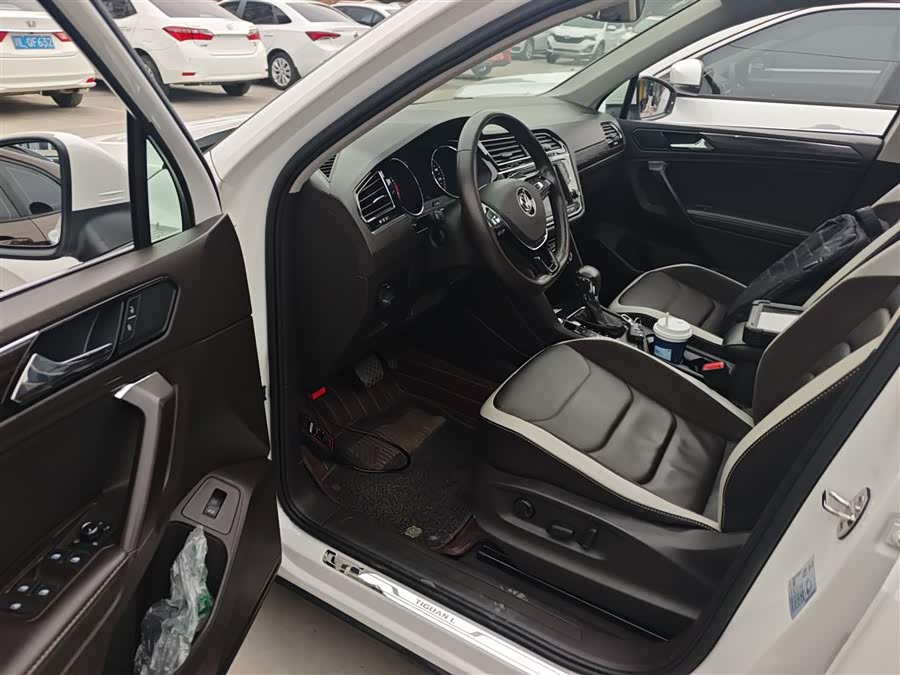 Volkswagen Tiguan L 2018, фото 16