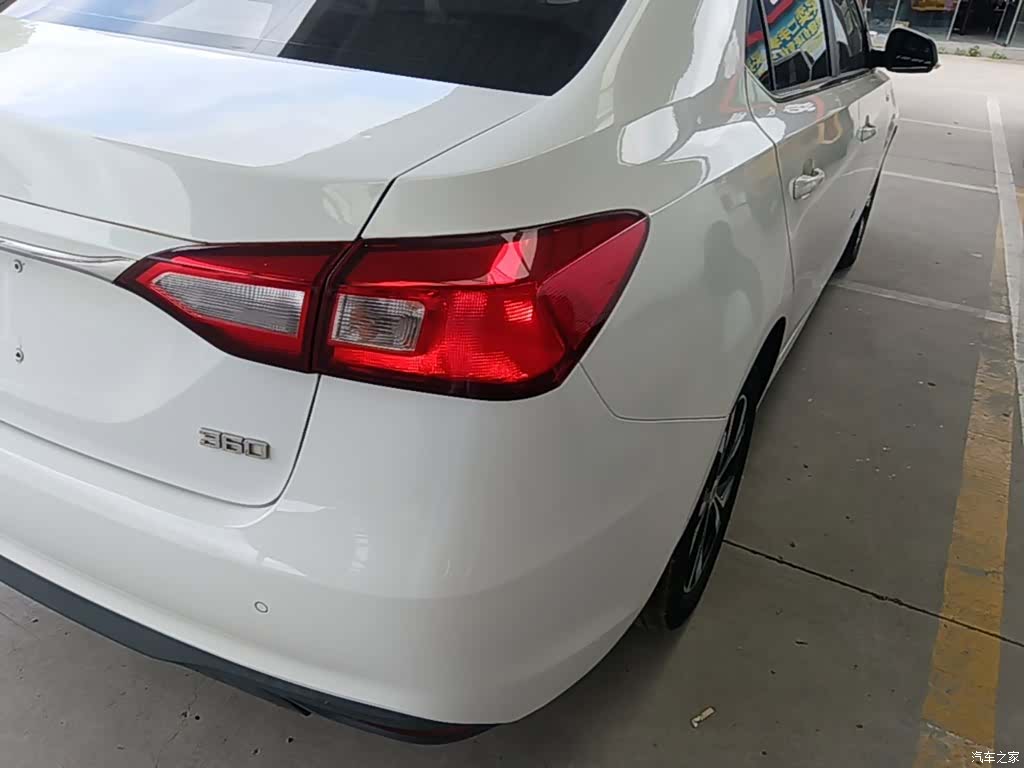 Roewe 360, 2017 8