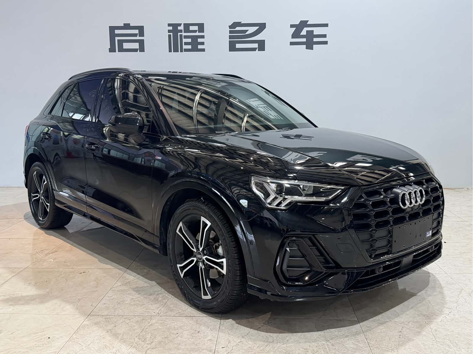 Audi Q3, 2022 3