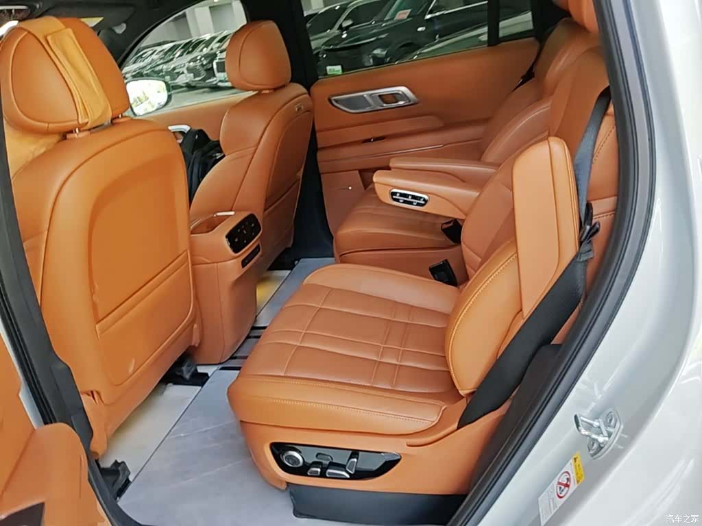 Deepal S09, 2025 17
