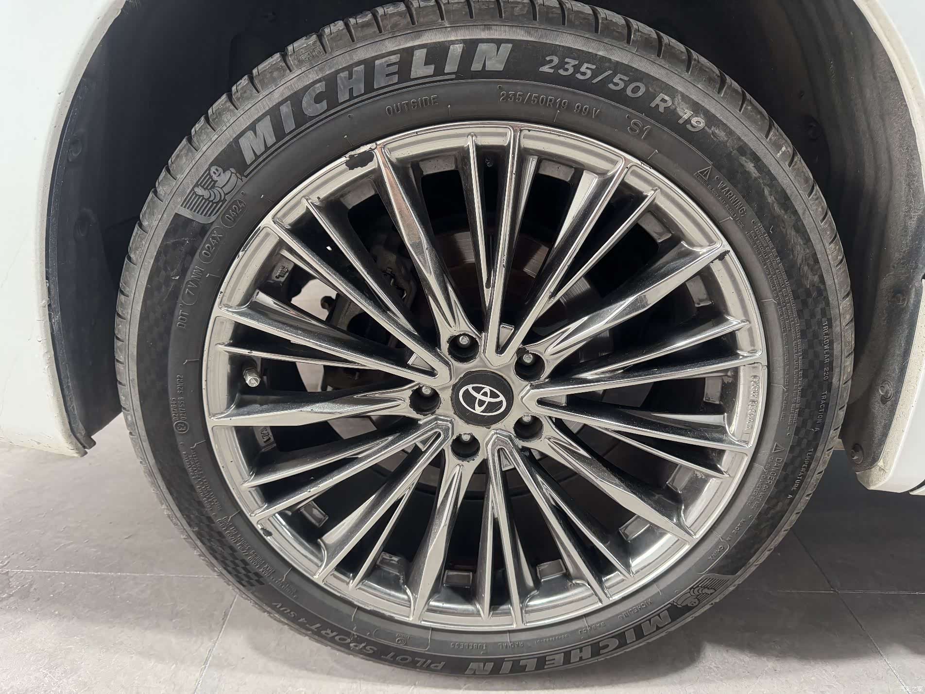 Toyota Alphard, 2017 14