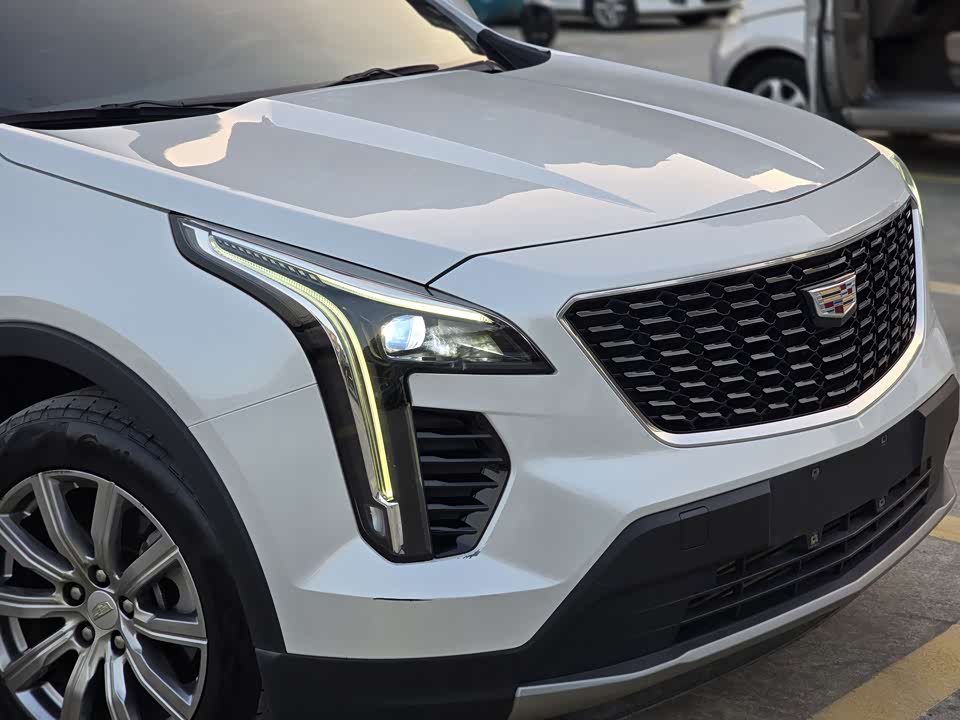 Cadillac XT4