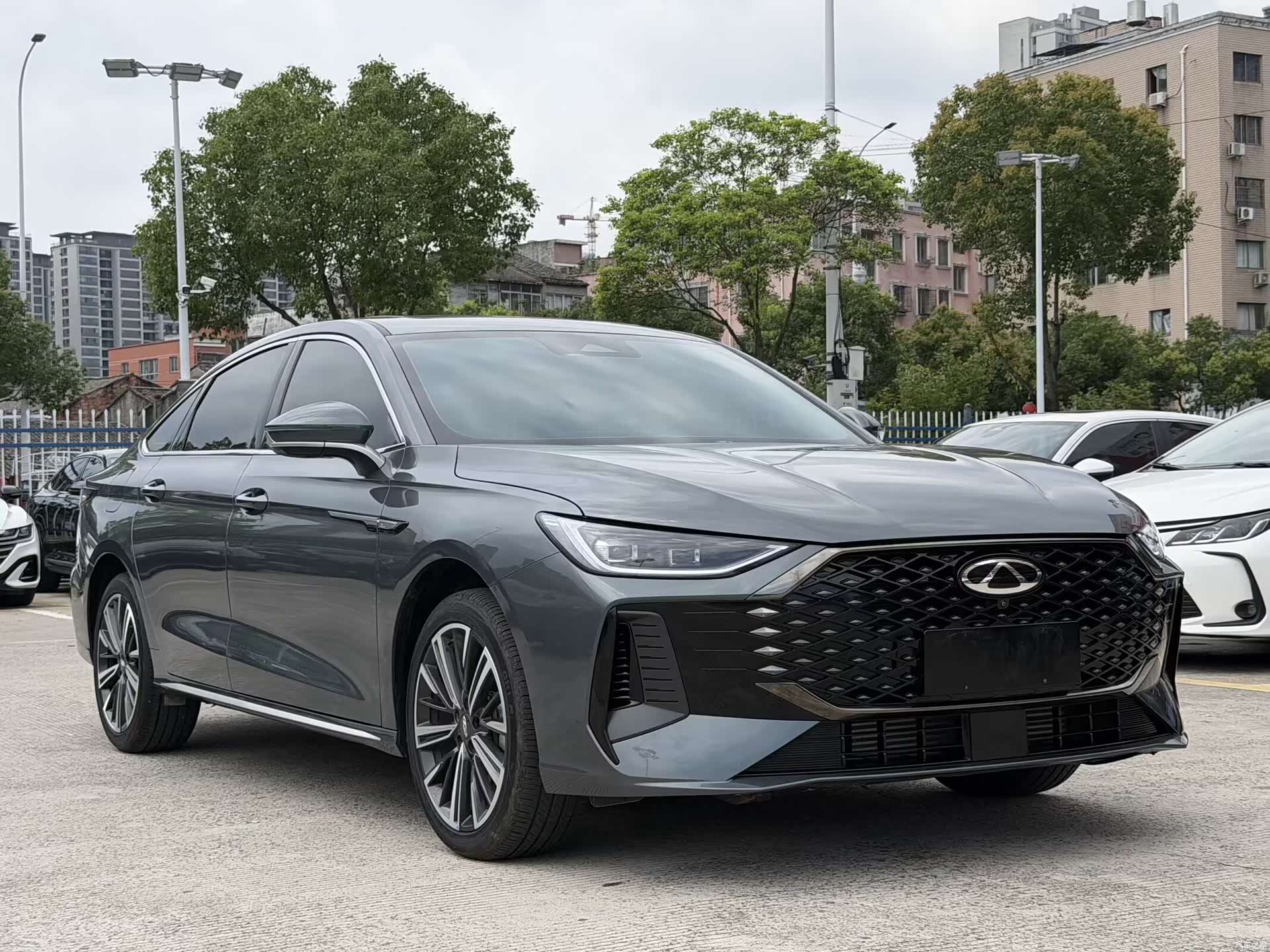 Chery Arrizo 8, 2025 3