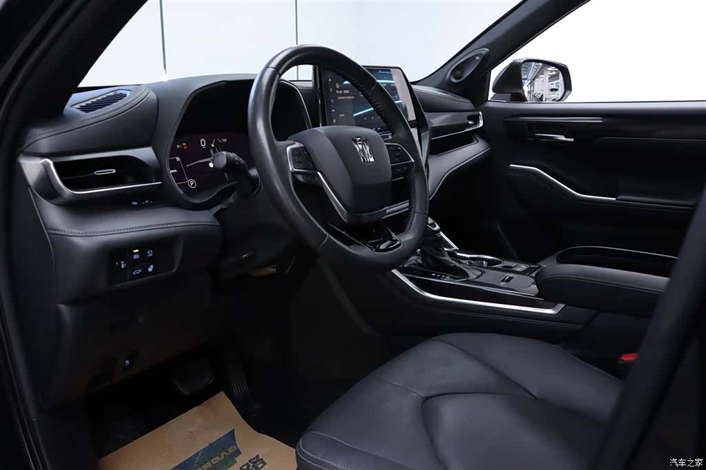 Toyota Crown, 2022 9