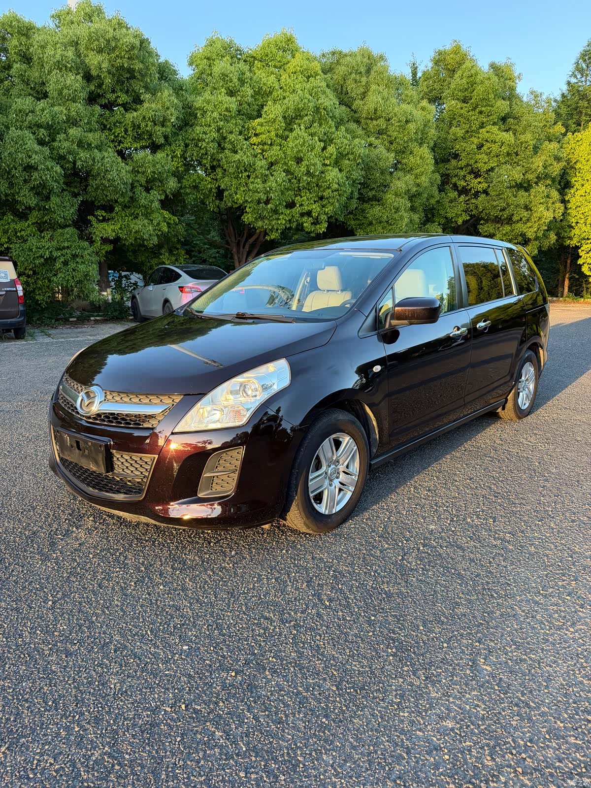 Mazda 8