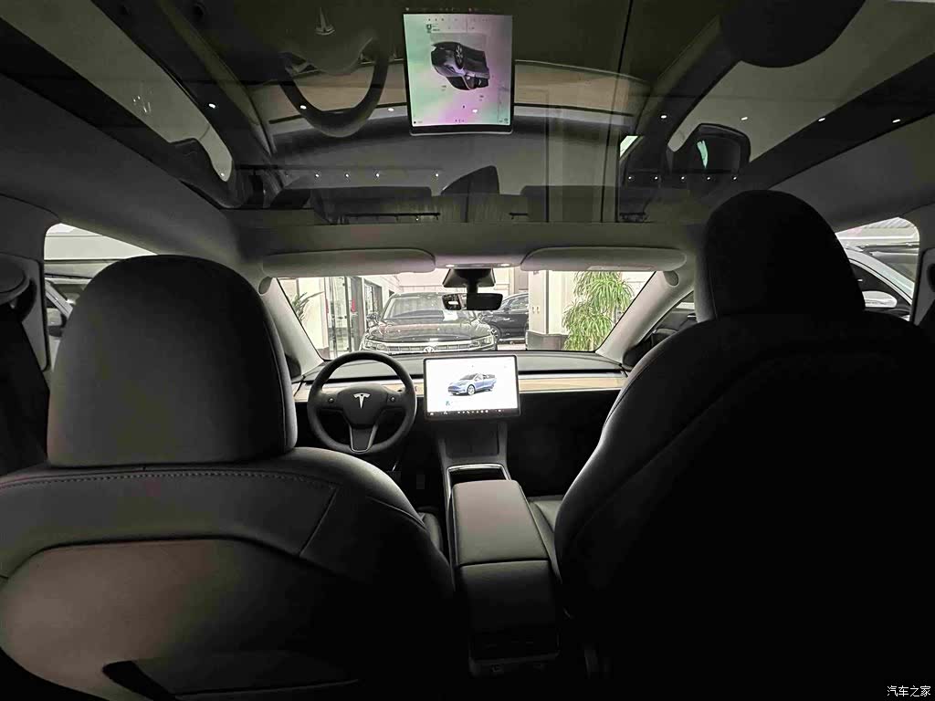 Tesla Model Y, 2023 23