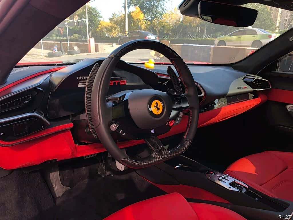 Ferrari 296, 2023 7