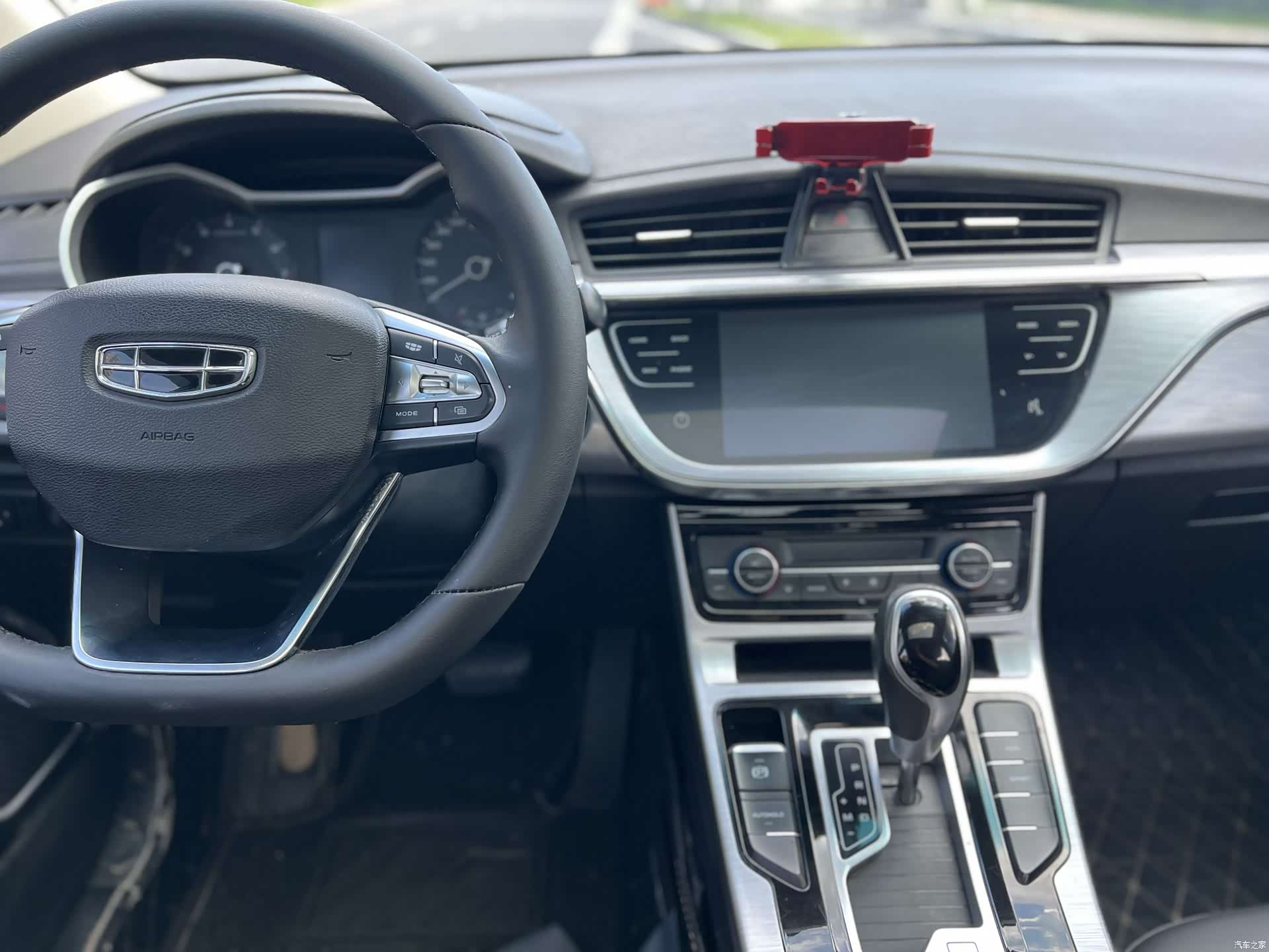 Geely Emgrand, 2019 11
