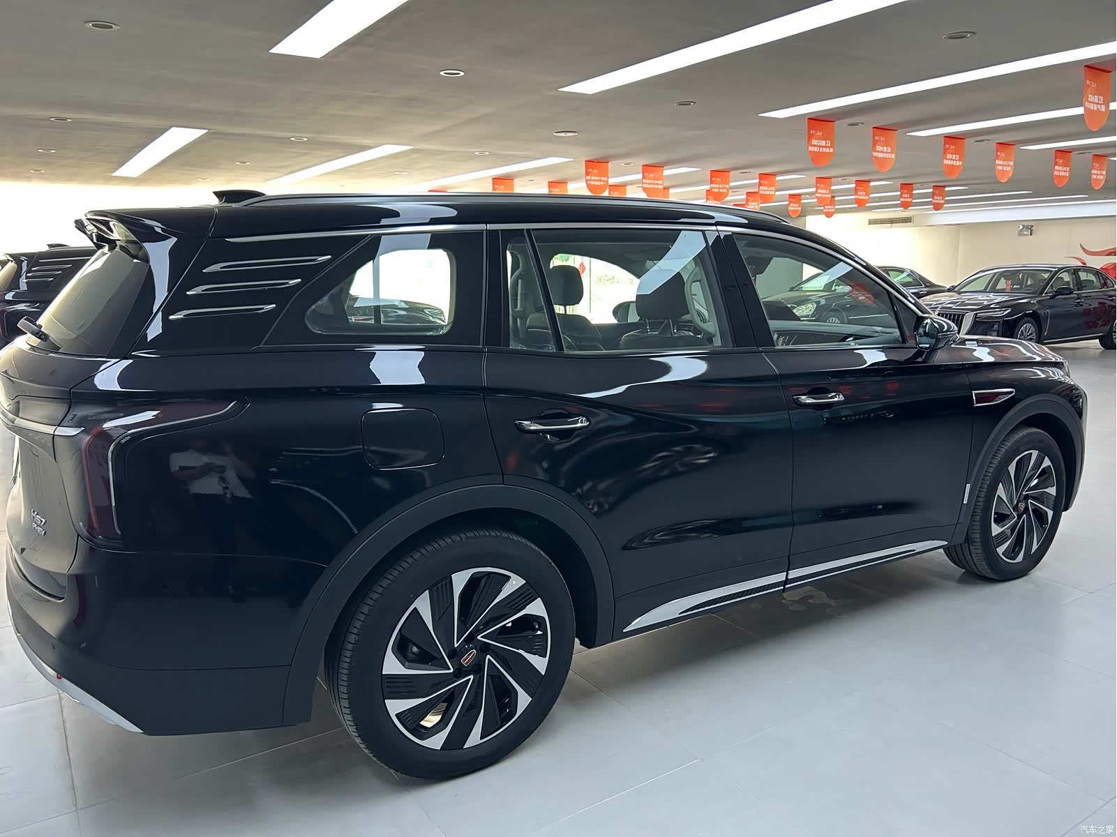 Hongqi HS7, 2024 9