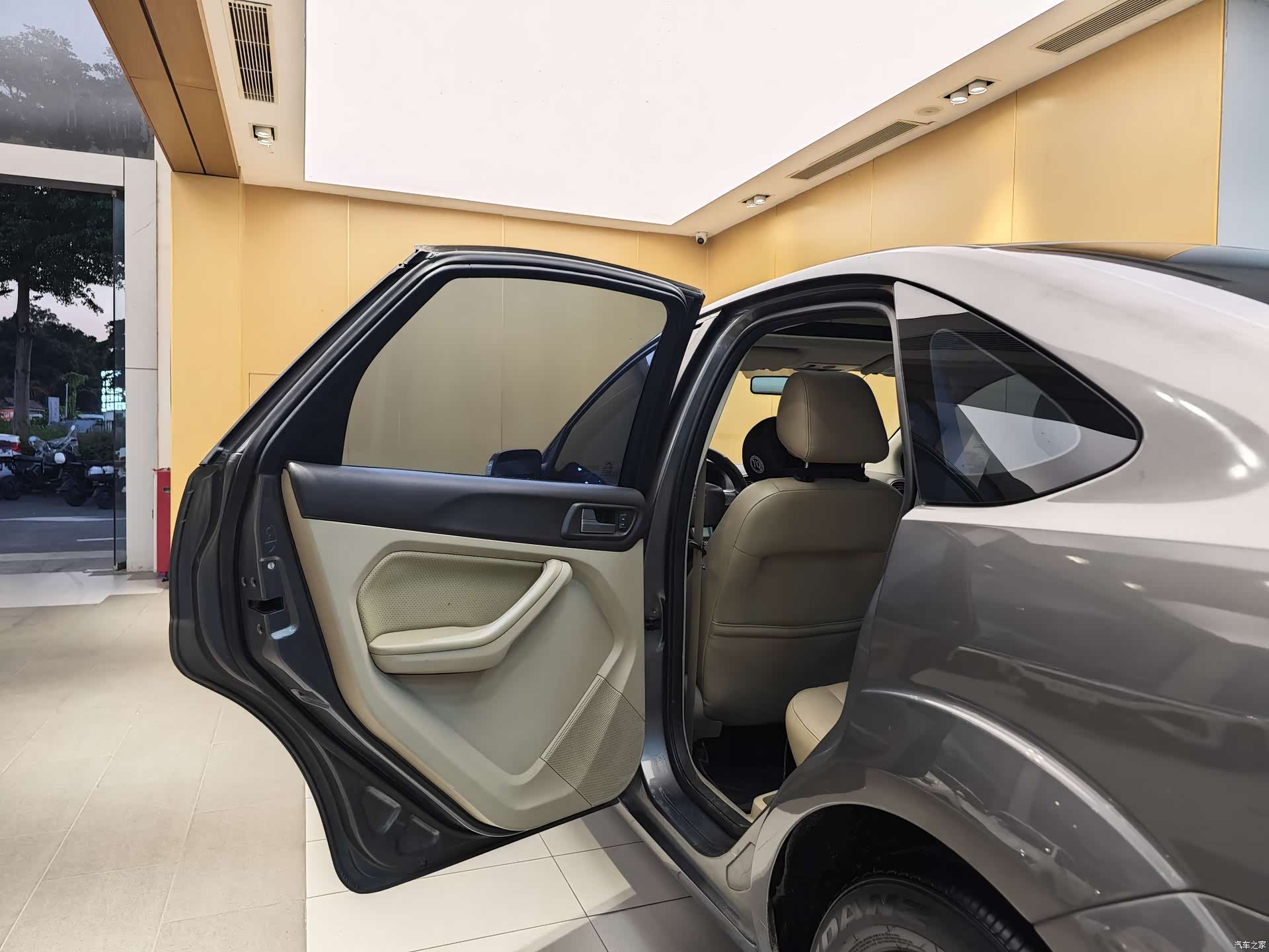 Ford Focus, 2014 20