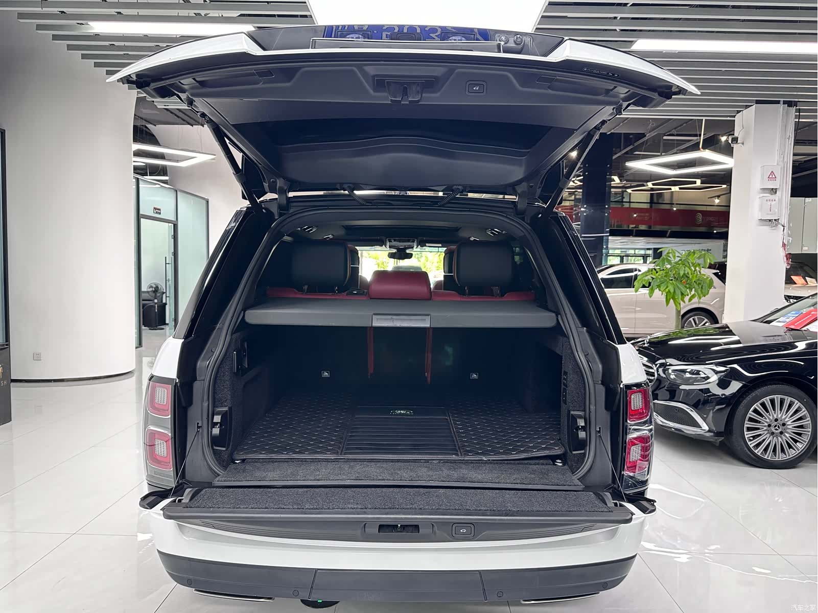Land Rover Range Rover, 2020 21