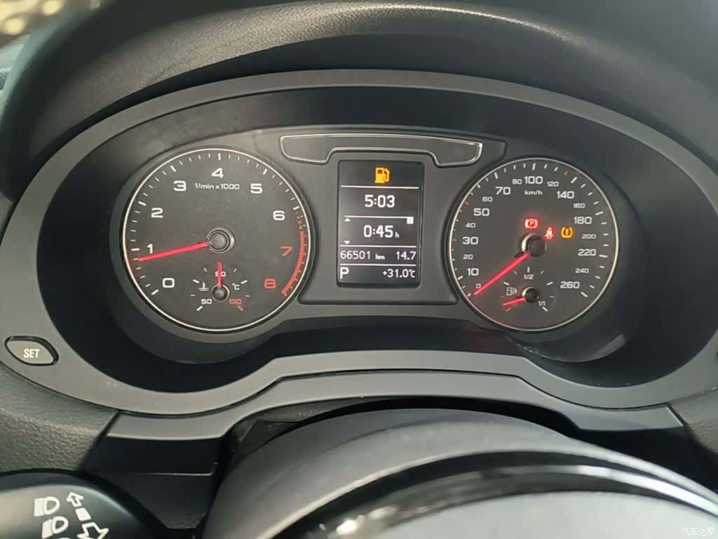 Audi Q3, 2019 12
