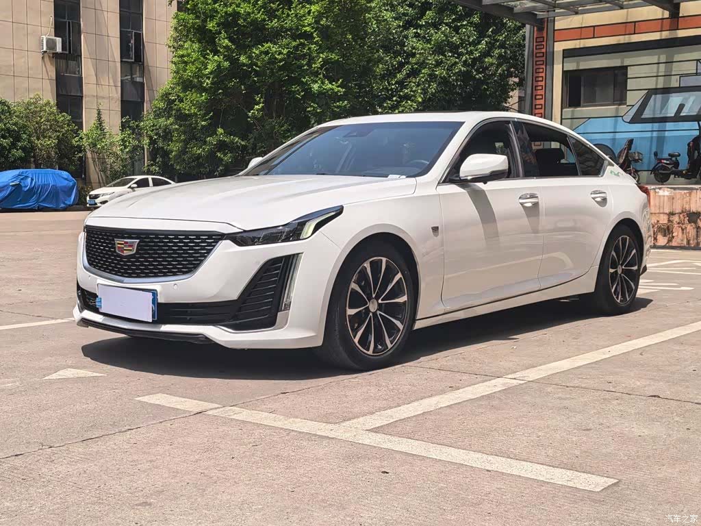 Cadillac CT5, 2022 1