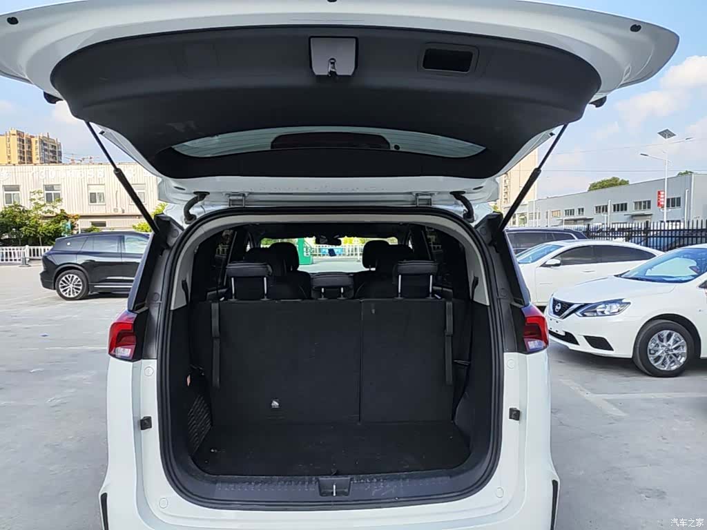 Maxus G50, 2022 19