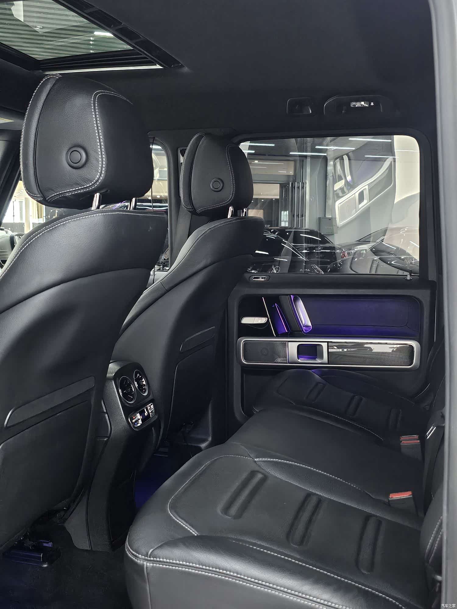 Mercedes-Benz G-Class, 2018 13