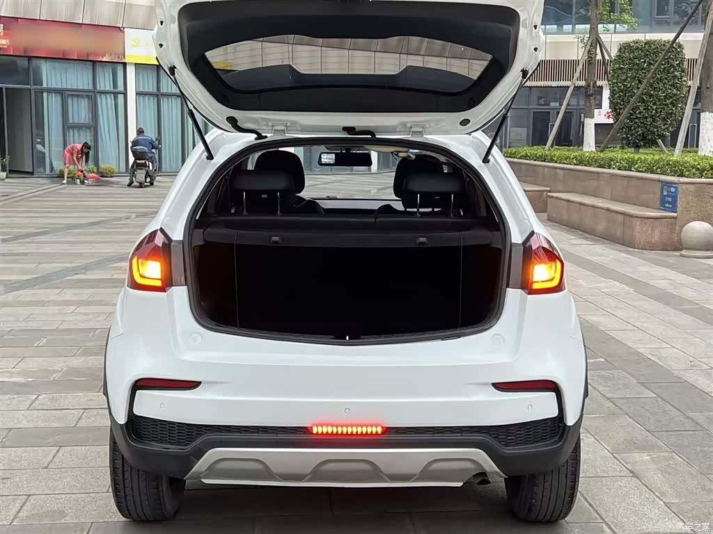Geely X3, 2019 19