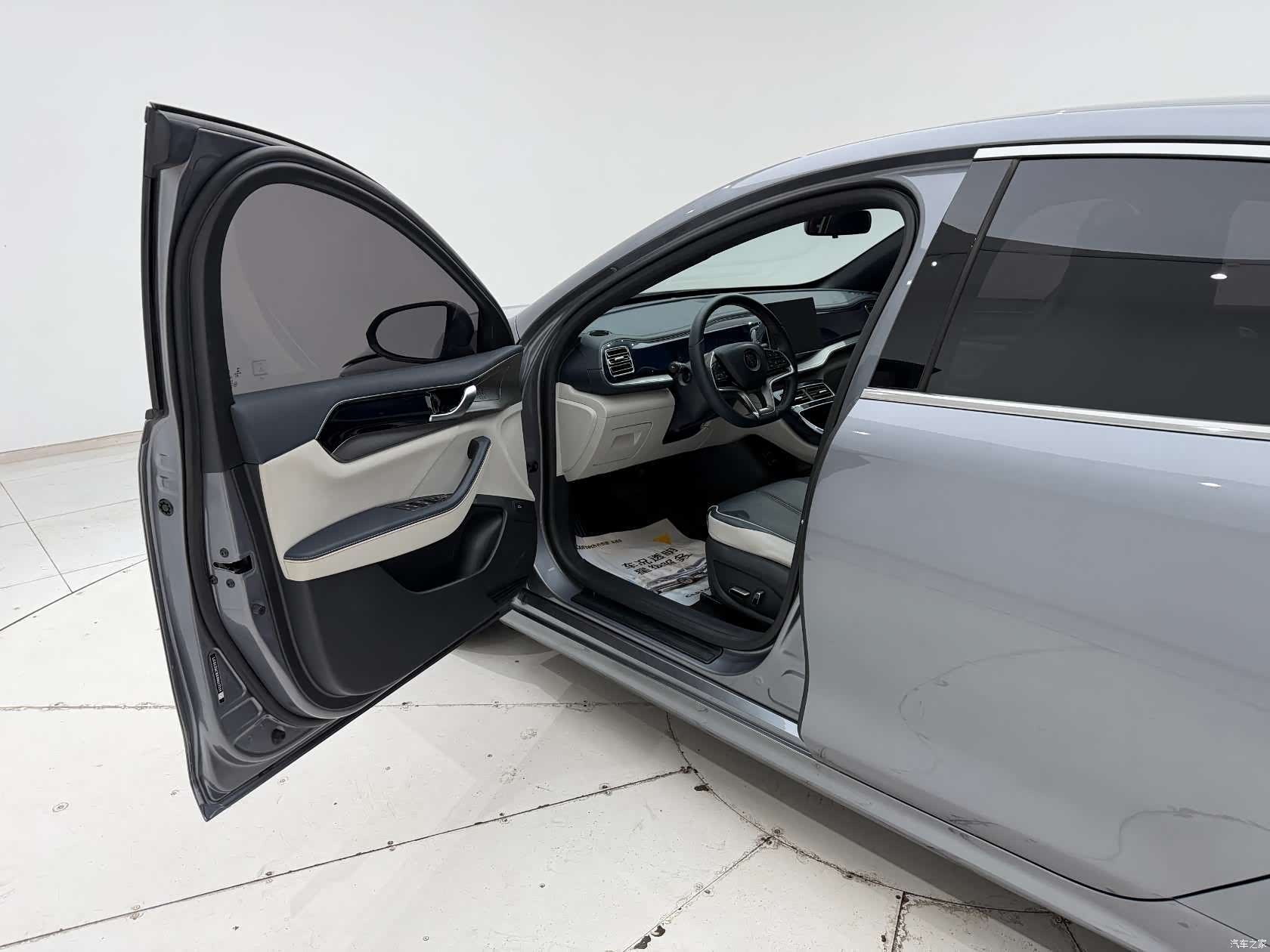 BYD Qin, 2022 12