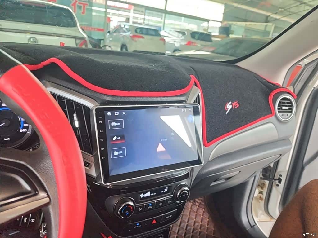 Changan CS15, 2018 6