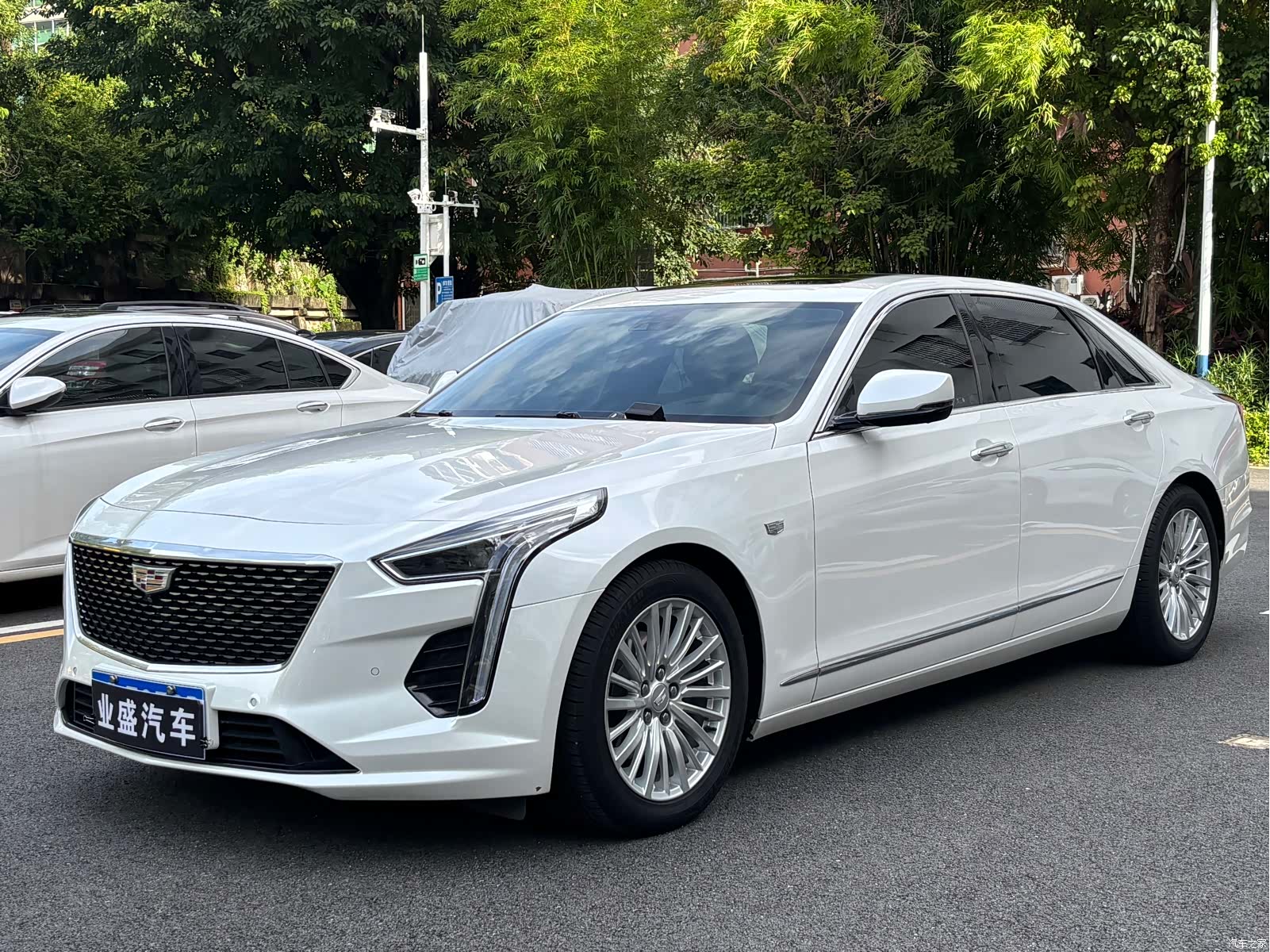Cadillac CT6, 2022 1