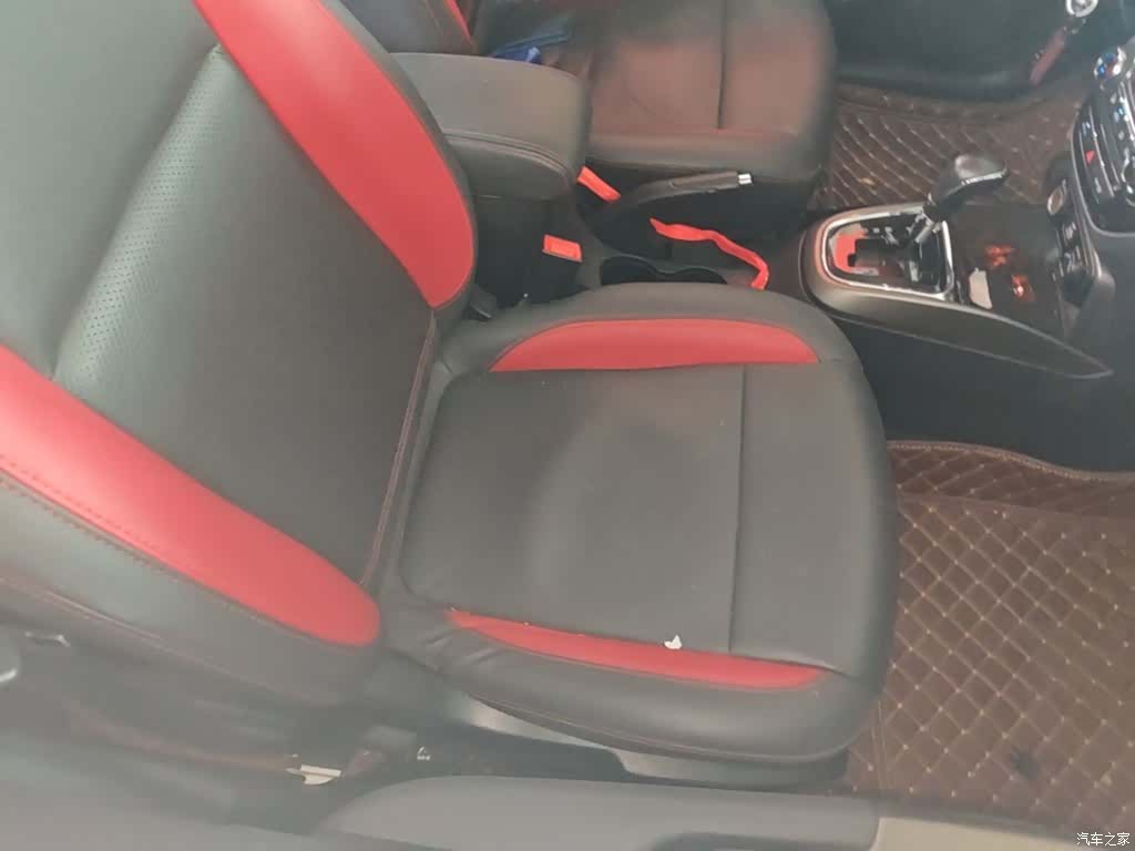 Changan CS15, 2018 20