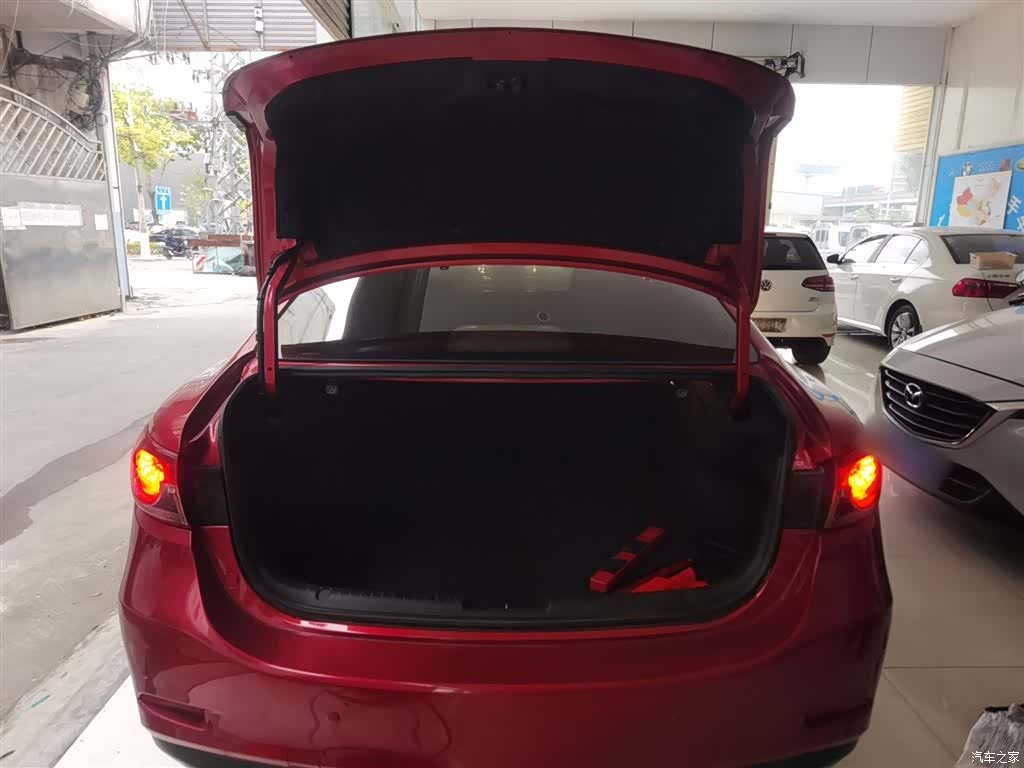 Mazda Atenza, 2016 15