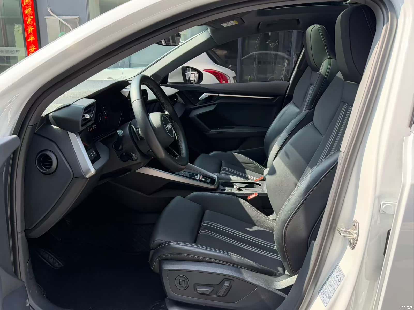 Audi A3, 2023 все фото