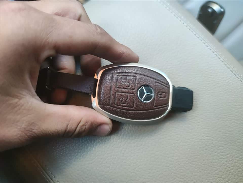 Mercedes-Benz R-class