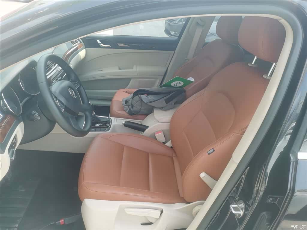Skoda Superb, 2015 11