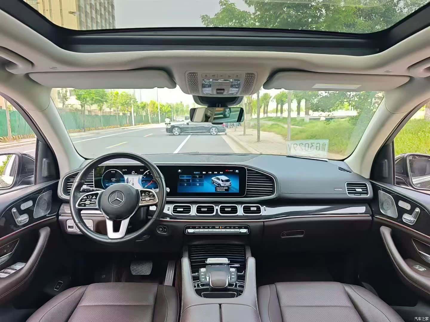 Mercedes-Benz GLE, 2022 все фото