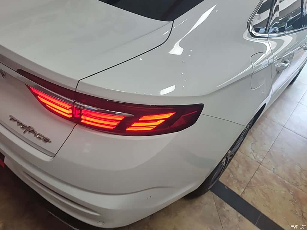 Geely Preface, 2022 8