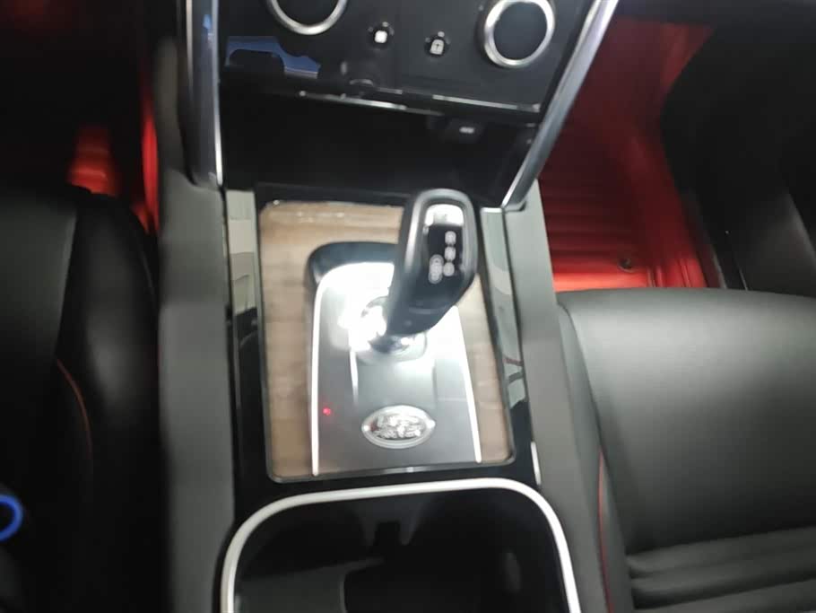 Land Rover Discover sports