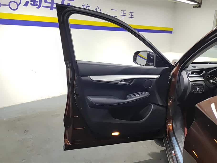 Infiniti QX50