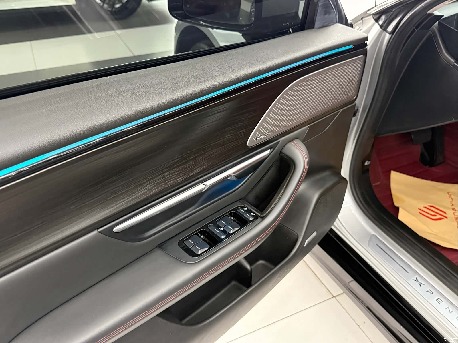 Xpeng P7, 2021 9