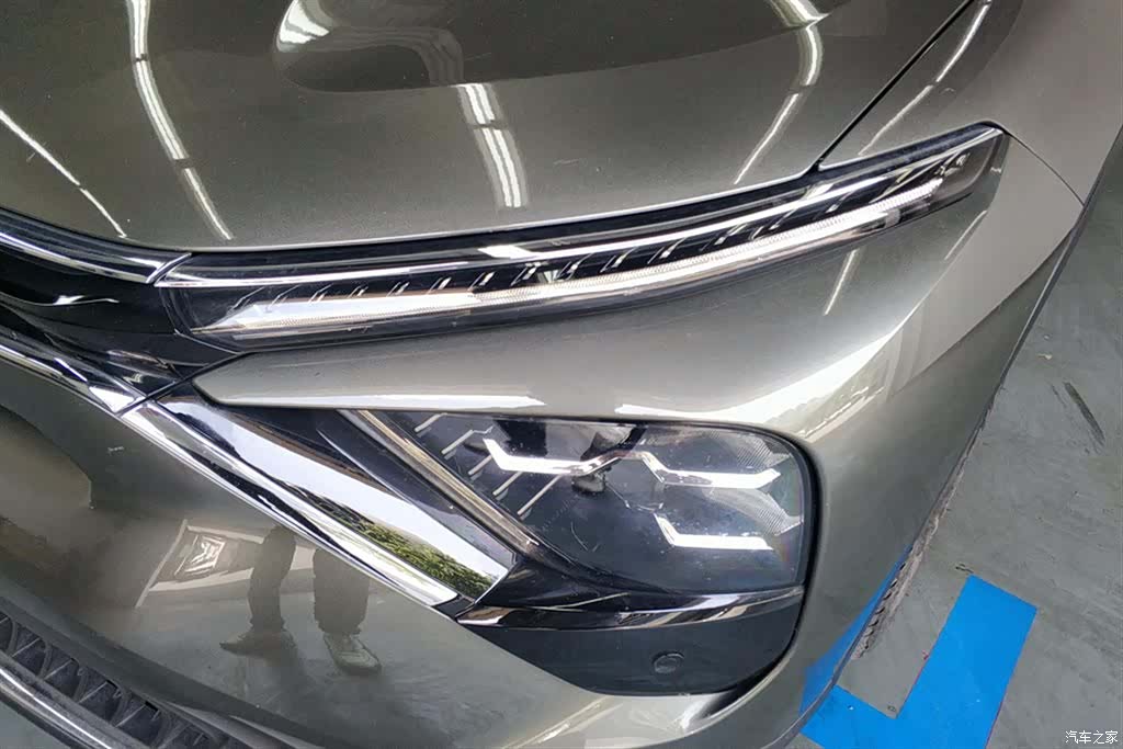 Citroen C5 X, 2023 все фото
