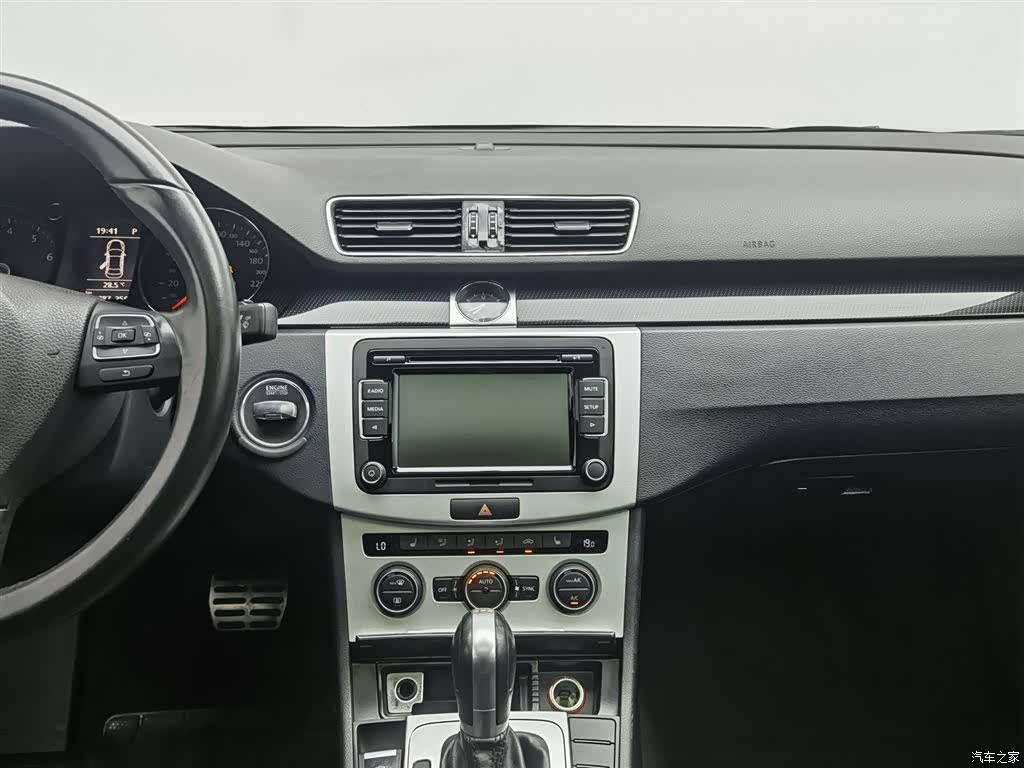 Volkswagen Magotan, 2015 12