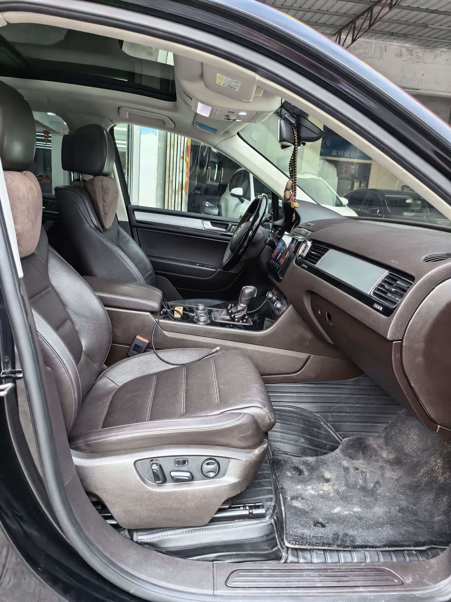 Volkswagen Touareg, 2016 12